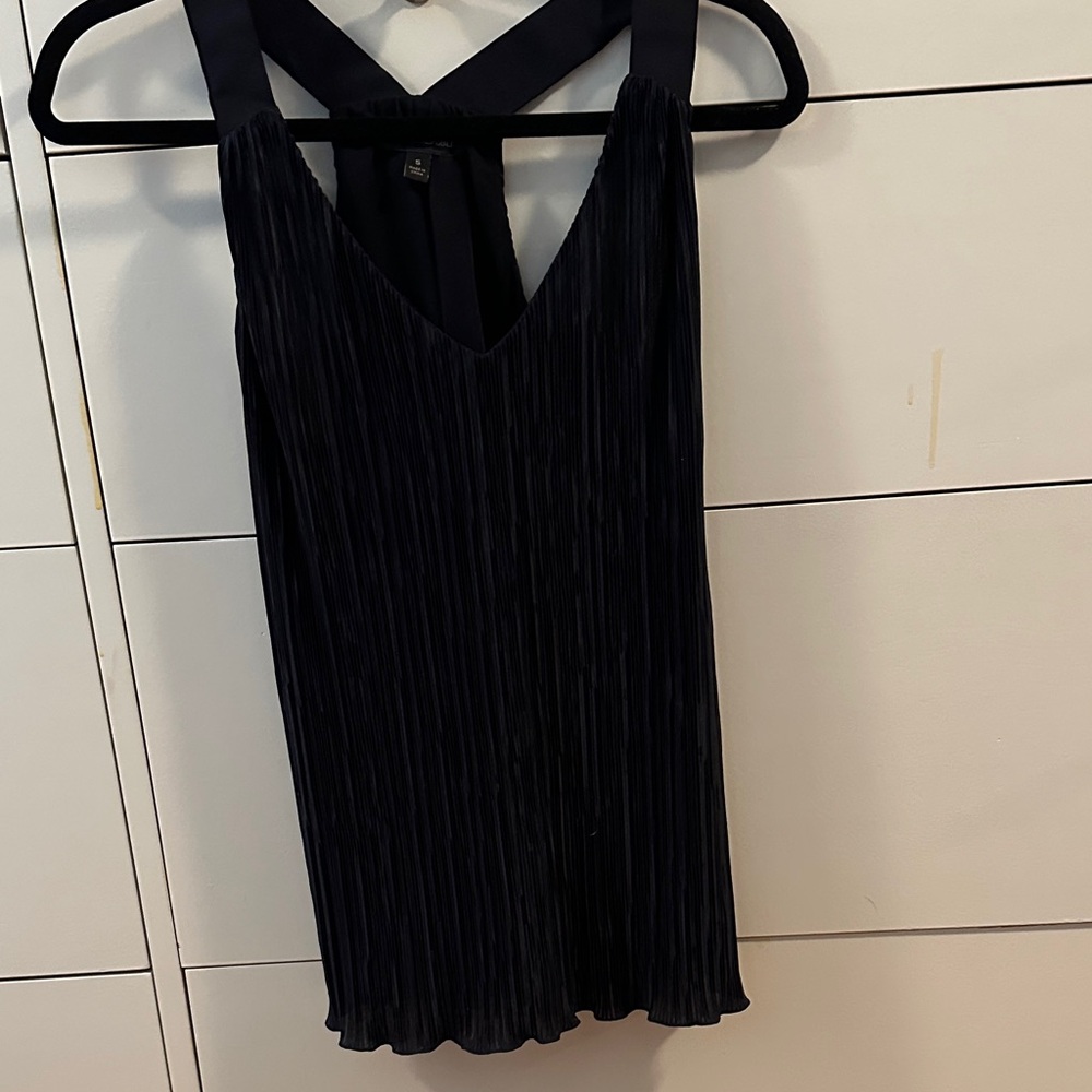 Black Pleated Sleeveless Top